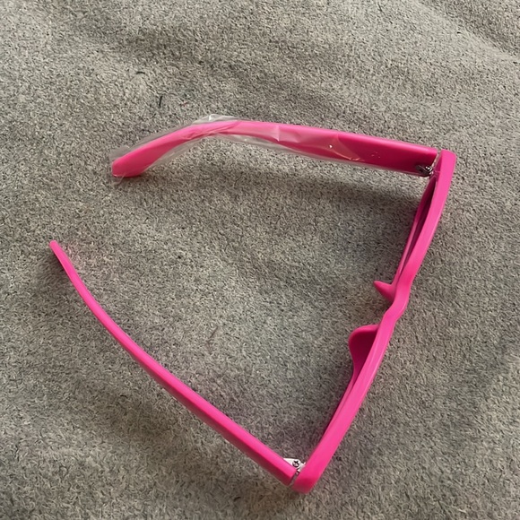 PINK BARBIE Y2K SUNGLASSES  FOR woman  *NEW* - Picture 7 of 10